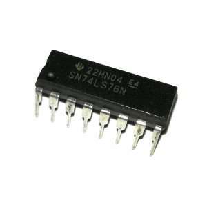 7476 IC