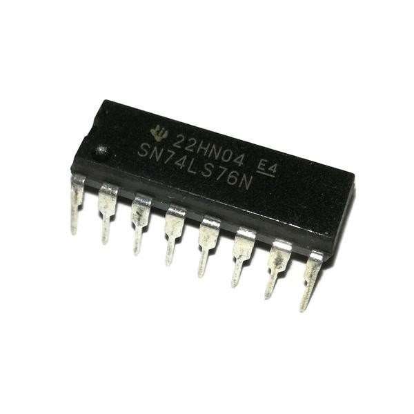 7476 IC